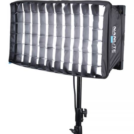 Nanlite PavoSlim 120B Kit - zestaw, panel led z softboxem i klamrą, Bi-Color, CRI 95, TLCI 97, 2700-6500K, 150W_Lampa z